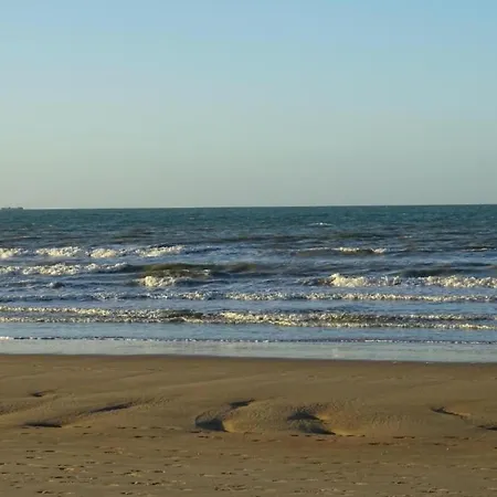 With Stunning Sea Views, Cleaning Included Nieuwpoort